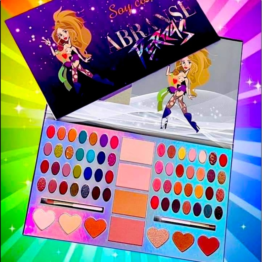 Soy Coketa Abranze Perras “Gloria Trevi” Eyeshadow Palette (HUGE)